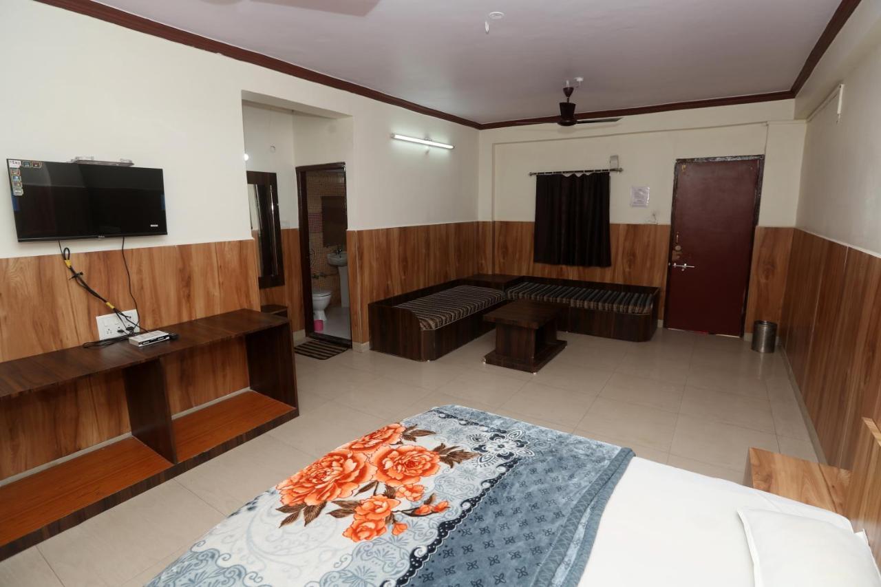 Отель Jain Residency Пачмарай Экстерьер фото